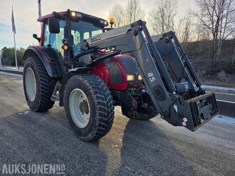 2010 VALTRA N121 HITECH MED FRONTLASTER 50KMT - Traktor: bilde 3 2010 VALTRA N121 HITECH MED FRONTLASTER 50KMT - Traktor: bilde 3