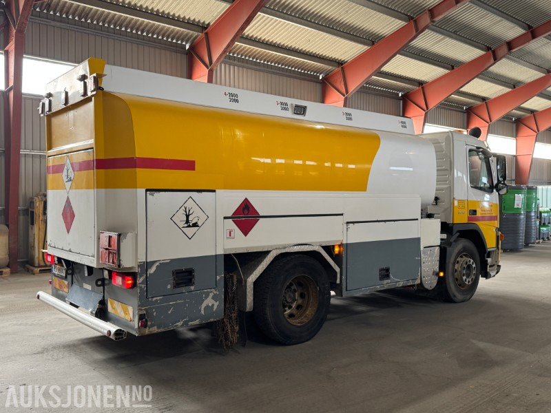 2010 Volvo FM 370 tankbil med 12000 liters tank - Tankbil: bilde 5 2010 Volvo FM 370 tankbil med 12000 liters tank - Tankbil: bilde 5