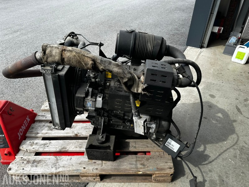 2010 Yanmar 4TNV84T-GGEH - Anleggsmaskiner: bilde 2 2010 Yanmar 4TNV84T-GGEH - Anleggsmaskiner: bilde 2