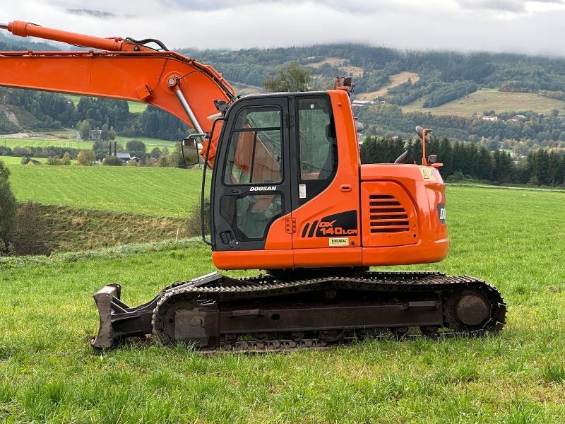 2011 Doosan DX140LCR gravemaskin - Rotortilt- 2 skuffer - Gravemaskin: bilde 2 2011 Doosan DX140LCR gravemaskin - Rotortilt- 2 skuffer - Gravemaskin: bilde 2