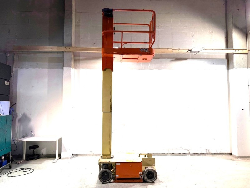 2011 JLG 1230ES Elektrisk mastelift med 5,6 m arbeidshøyde - Lift: bilde 1 2011 JLG 1230ES Elektrisk mastelift med 5,6 m arbeidshøyde - Lift: bilde 1