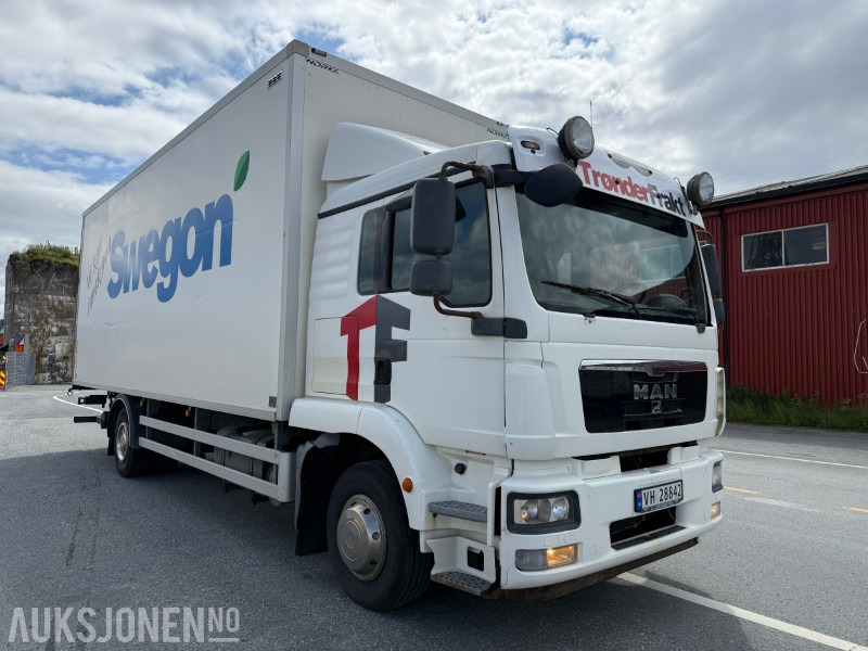2011 MAN TGM 15.290 4X2 skapbil - Full sideåpning - Zepro bakløft - Skapbil: bilde 3 2011 MAN TGM 15.290 4X2 skapbil - Full sideåpning - Zepro bakløft - Skapbil: bilde 3