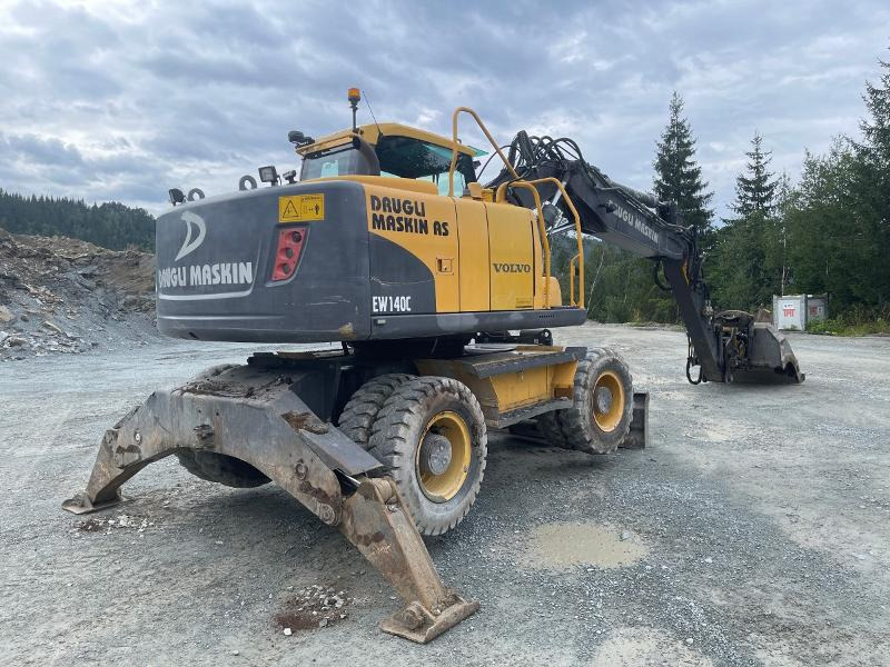 2011 Volvo EW140C Hjulgraver - VA-bom - Sentralsmøring - Bunkringspumpe - Engcon Tiltrotator med klype - Pusseskuffe - Gravemaskin: bilde 4 2011 Volvo EW140C Hjulgraver - VA-bom - Sentralsmøring - Bunkringspumpe - Engcon Tiltrotator med klype - Pusseskuffe - Gravemaskin: bilde 4