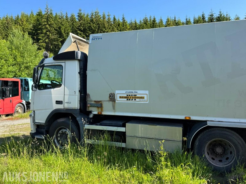 2011 Volvo FM6X2 komprimatorbil med kran / EU-godkjent - Søppelbil: bilde 2 2011 Volvo FM6X2 komprimatorbil med kran / EU-godkjent - Søppelbil: bilde 2