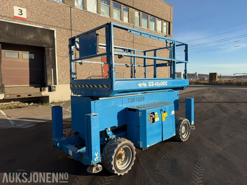 2012 Genie GS4069 DC - elektrisk sakselift med arbeidshøyde på 14m - Lift: bilde 3 2012 Genie GS4069 DC - elektrisk sakselift med arbeidshøyde på 14m - Lift: bilde 3