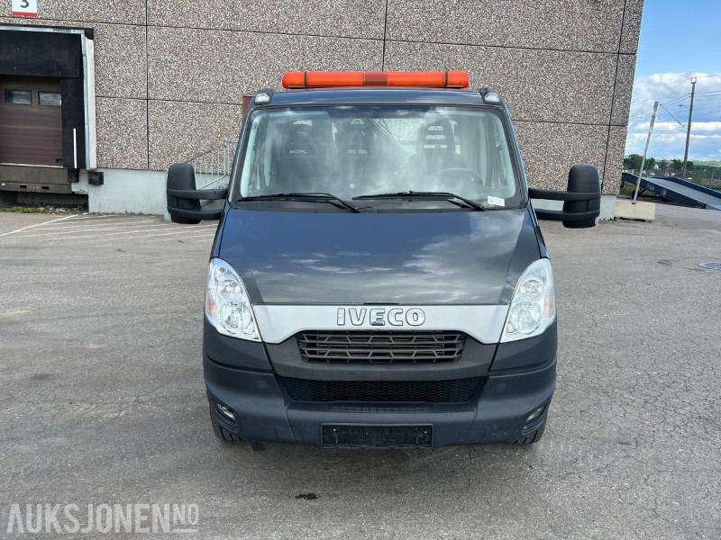 2013 Iveco Daily med plan og Hiab 044D-3HIDOU kran - Kranbil: bilde 2 2013 Iveco Daily med plan og Hiab 044D-3HIDOU kran - Kranbil: bilde 2