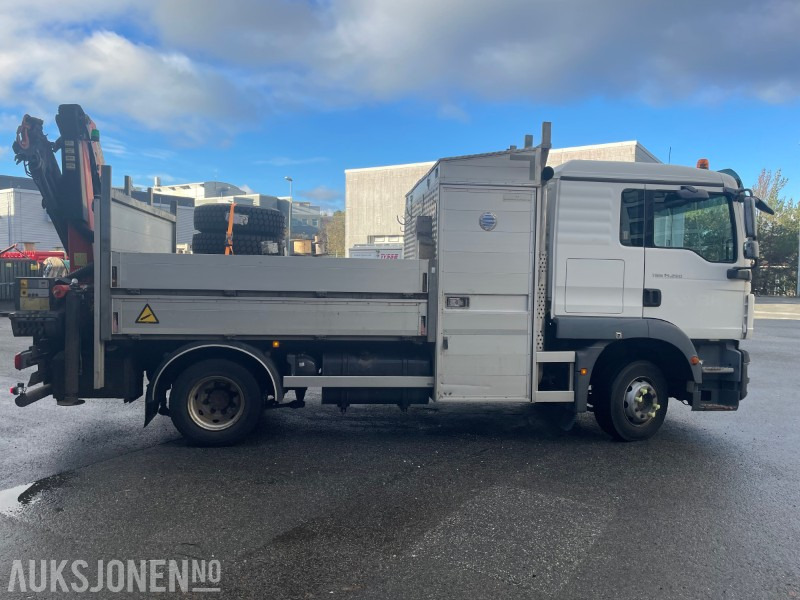 2013 MAN TGM 15.290 E- verkspåbygg med bak montert kran (Palfinger PK9002 – EH) og vinsj - Nye vinterfelger og dekk - Kranbil: bilde 5 2013 MAN TGM 15.290 E- verkspåbygg med bak montert kran (Palfinger PK9002 – EH) og vinsj - Nye vinterfelger og dekk - Kranbil: bilde 5