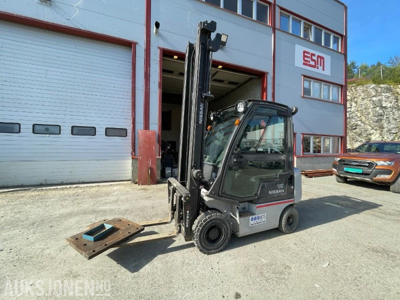 2013 Nissan Gaffeltruck Y1D1A18Q - 5M løftehøyde Høy - mva fritt - Gaffeltruck: bilde 1 2013 Nissan Gaffeltruck Y1D1A18Q - 5M løftehøyde Høy - mva fritt - Gaffeltruck: bilde 1