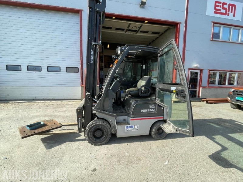 2013 Nissan Gaffeltruck Y1D1A18Q - 5M løftehøyde Høy - mva fritt - Gaffeltruck: bilde 5 2013 Nissan Gaffeltruck Y1D1A18Q - 5M løftehøyde Høy - mva fritt - Gaffeltruck: bilde 5