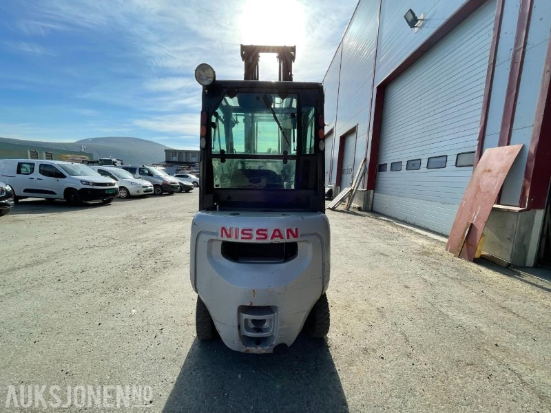 2013 Nissan Gaffeltruck Y1D1A18Q - 5M løftehøyde Høy - mva fritt - Gaffeltruck: bilde 4 2013 Nissan Gaffeltruck Y1D1A18Q - 5M løftehøyde Høy - mva fritt - Gaffeltruck: bilde 4