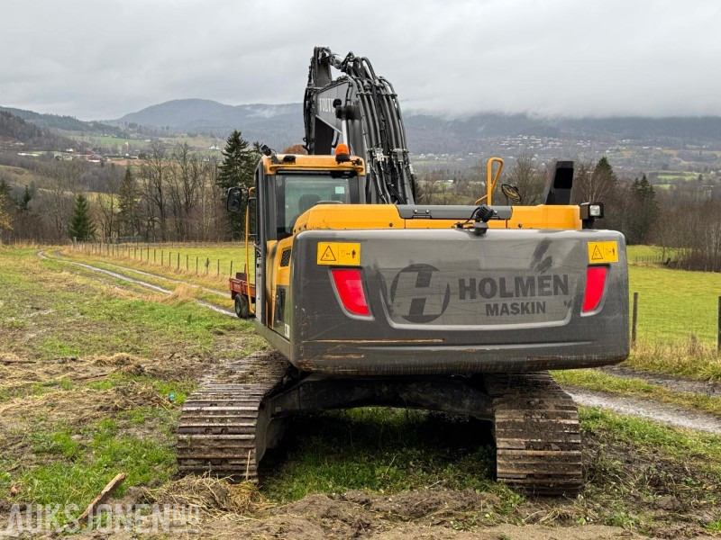 2013 Volvo EC220DL gravemaskin med 2 skuffer / Tiltrotator - Gravemaskin: bilde 4 2013 Volvo EC220DL gravemaskin med 2 skuffer / Tiltrotator - Gravemaskin: bilde 4
