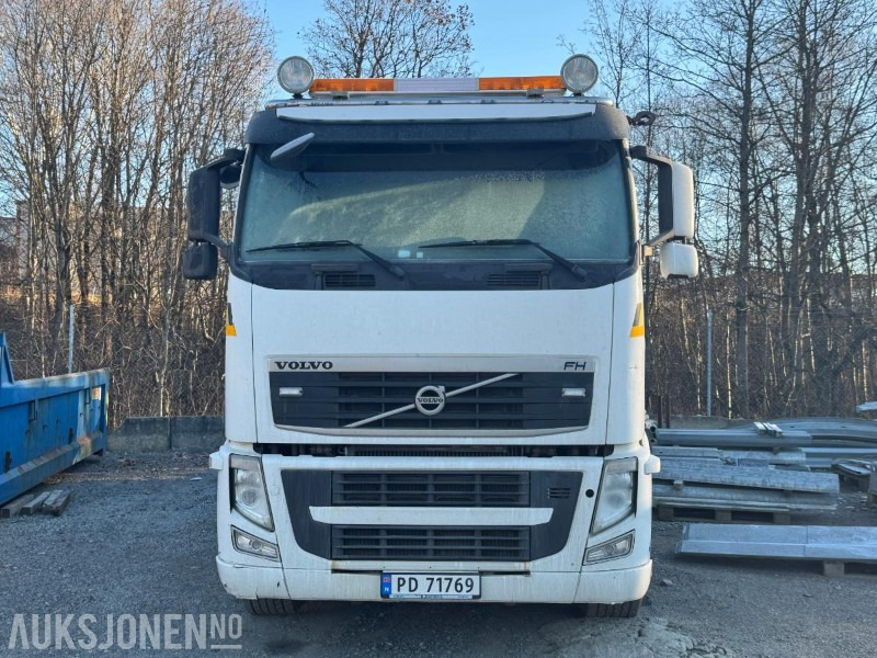 2013 Volvo FH 62RB kranbil / HIAB kran / 28 tonnmeter - Kranbil: bilde 2 2013 Volvo FH 62RB kranbil / HIAB kran / 28 tonnmeter - Kranbil: bilde 2