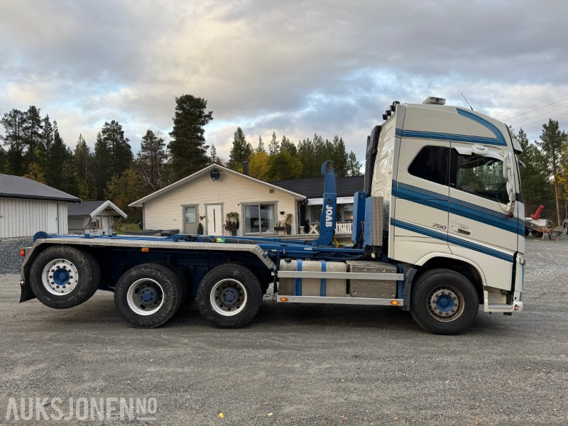 2013 Volvo FH16 750 8X4 - 430 000km - Krokbil - Kran hydraulikk - Brøyteplate - Krokbil: bilde 4 2013 Volvo FH16 750 8X4 - 430 000km - Krokbil - Kran hydraulikk - Brøyteplate - Krokbil: bilde 4