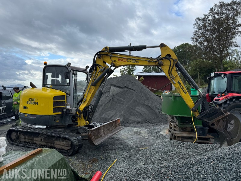 2013 Wacker Neuson 6003 - Gravemaskin - VA-bom - Gummibelter - tiltrotator - skjær - pusseskuff - 3535 timer - Gravemaskin: bilde 4 2013 Wacker Neuson 6003 - Gravemaskin - VA-bom - Gummibelter - tiltrotator - skjær - pusseskuff - 3535 timer - Gravemaskin: bilde 4
