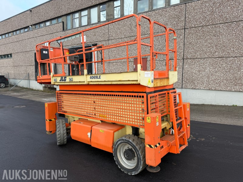 2014 JLG 4069LE - elektrisk sakselift med arbeidshøyde på 14m - Lift: bilde 4 2014 JLG 4069LE - elektrisk sakselift med arbeidshøyde på 14m - Lift: bilde 4