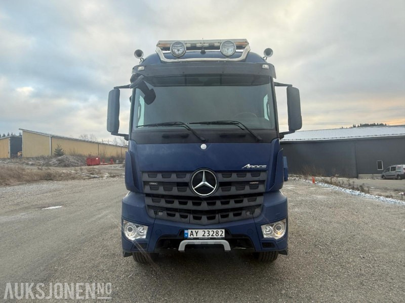 2014 Mercedes-Benz Arocs KROKBIL M/DUMPERKASSE EURO 6 SERVICEHISTORIKK NYLIG EU-GODKJENT 510HK - Krokbil: bilde 3 2014 Mercedes-Benz Arocs KROKBIL M/DUMPERKASSE EURO 6 SERVICEHISTORIKK NYLIG EU-GODKJENT 510HK - Krokbil: bilde 3