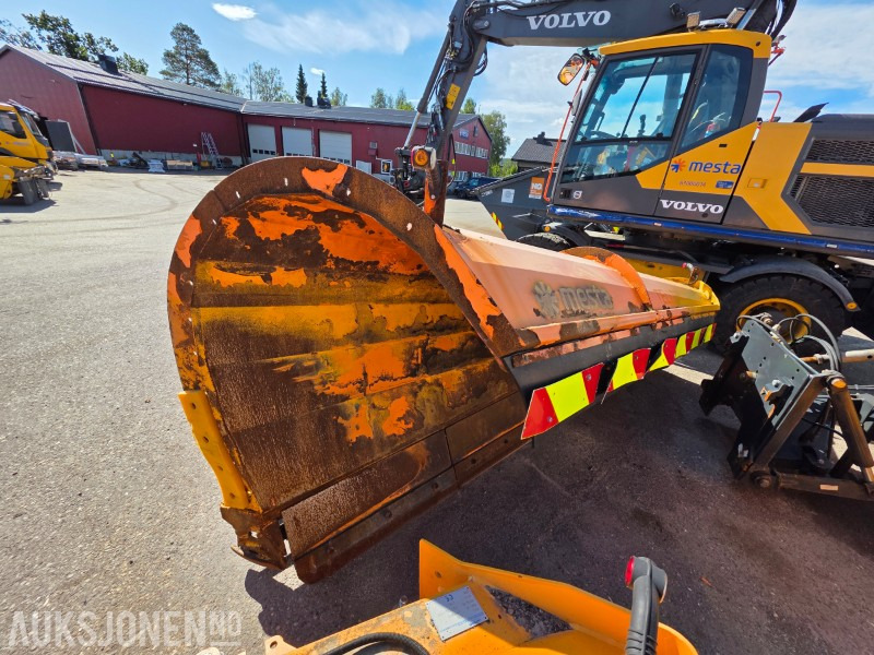 2014 Tellefsdal D 70 3700 plog med sving, slaps - Anleggsmaskiner: bilde 1 2014 Tellefsdal D 70 3700 plog med sving, slaps - Anleggsmaskiner: bilde 1