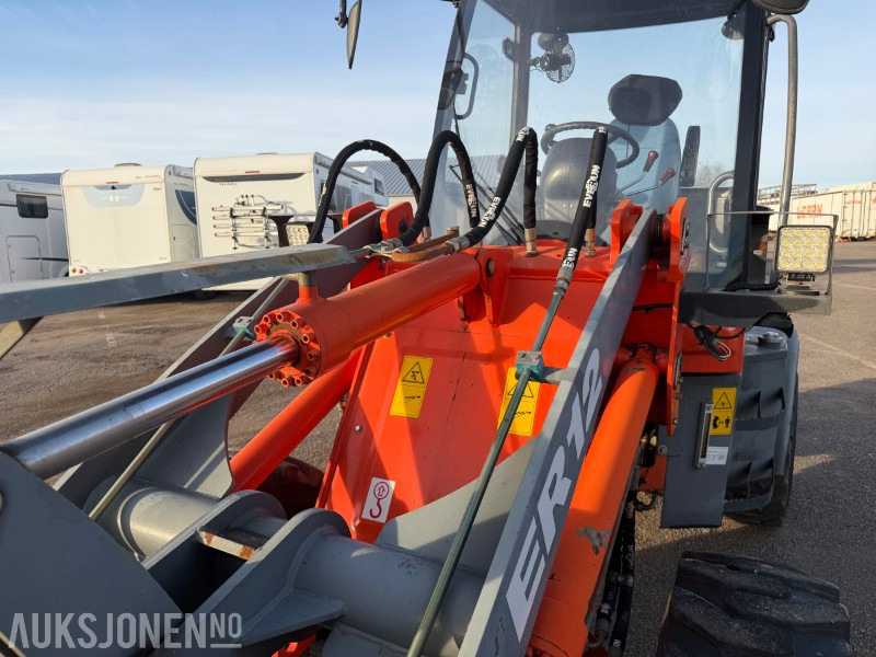 Leie 2015 Everun ER12 hjullaster - 517 arbeidstimer - Tilt hytte - Joystick 2015 Everun ER12 hjullaster - 517 arbeidstimer - Tilt hytte - Joystick: bilde 18 Leie 2015 Everun ER12 hjullaster - 517 arbeidstimer - Tilt hytte - Joystick 2015 Everun ER12 hjullaster - 517 arbeidstimer - Tilt hytte - Joystick: bilde 18