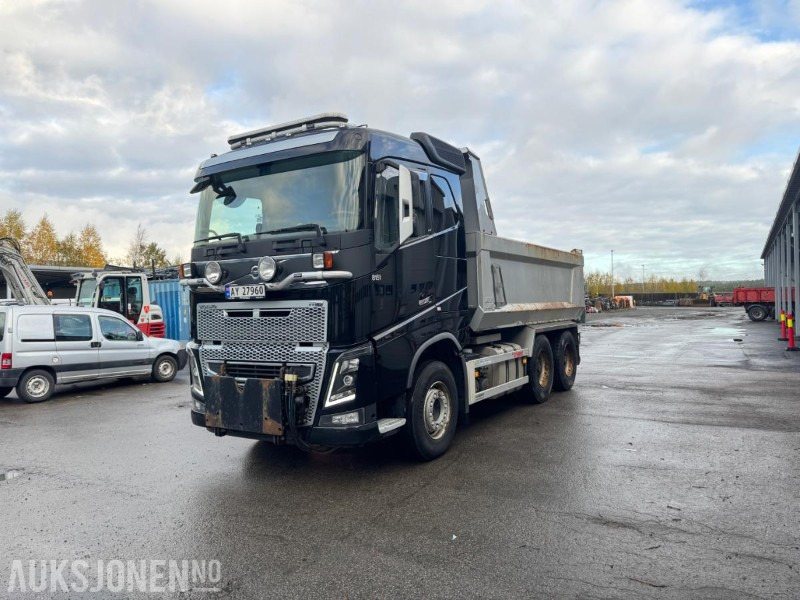 2015 Volvo FH16-660 6X4 Euro6T Brøyterigget tippbil – Servicehistorikk– 144 449 km - Tippbil: bilde 1 2015 Volvo FH16-660 6X4 Euro6T Brøyterigget tippbil – Servicehistorikk– 144 449 km - Tippbil: bilde 1
