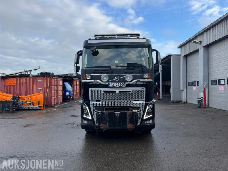 2015 Volvo FH16-660 6X4 Euro6T Brøyterigget tippbil – Servicehistorikk– 144 449 km - Tippbil: bilde 2 2015 Volvo FH16-660 6X4 Euro6T Brøyterigget tippbil – Servicehistorikk– 144 449 km - Tippbil: bilde 2