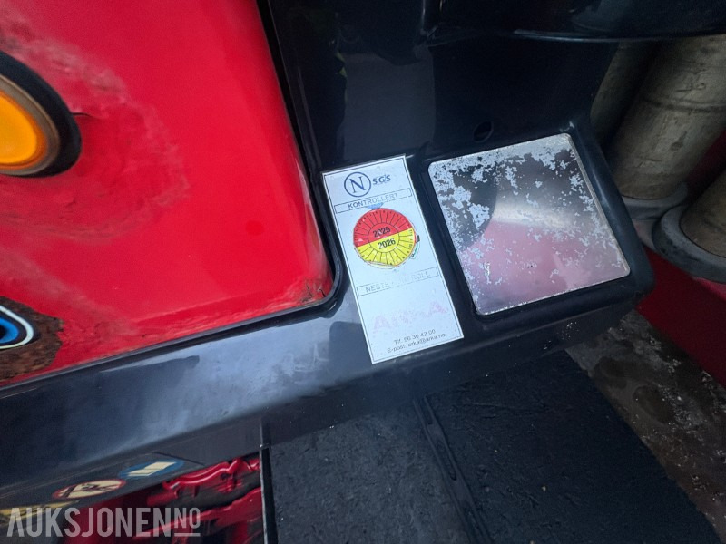 2015 Volvo FM 500 8x4 kranbil - Effer 215/6S kran og ARKA planpåbygg - EU godkjent til 30.09.26 - Kranbil: bilde 5 2015 Volvo FM 500 8x4 kranbil - Effer 215/6S kran og ARKA planpåbygg - EU godkjent til 30.09.26 - Kranbil: bilde 5