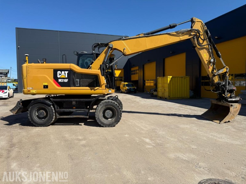 2016 Cat M316F HJULGRAVER MASKINSTYRING SMP ROTOTILT SERVICEHISTORIKK SENTRALSMØRING. - Gravemaskin: bilde 4 2016 Cat M316F HJULGRAVER MASKINSTYRING SMP ROTOTILT SERVICEHISTORIKK SENTRALSMØRING. - Gravemaskin: bilde 4