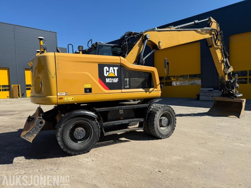 2016 Cat M316F HJULGRAVER MASKINSTYRING SMP ROTOTILT SERVICEHISTORIKK SENTRALSMØRING. - Gravemaskin: bilde 5 2016 Cat M316F HJULGRAVER MASKINSTYRING SMP ROTOTILT SERVICEHISTORIKK SENTRALSMØRING. - Gravemaskin: bilde 5