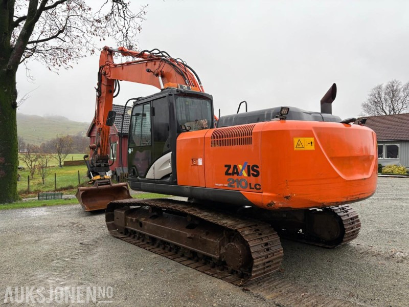 2016 Hitachi ZX210LC-5B med Engcon tiltrotator, planeringsskuffe og Gjerstad graveskuff - Gravemaskin: bilde 5 2016 Hitachi ZX210LC-5B med Engcon tiltrotator, planeringsskuffe og Gjerstad graveskuff - Gravemaskin: bilde 5