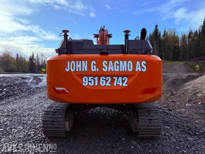 2016 Hitachi ZX300LC-6 Beltegraver - Sentralsmøring, GPS, Tilt og 2 skuffer - Gravemaskin: bilde 4 2016 Hitachi ZX300LC-6 Beltegraver - Sentralsmøring, GPS, Tilt og 2 skuffer - Gravemaskin: bilde 4