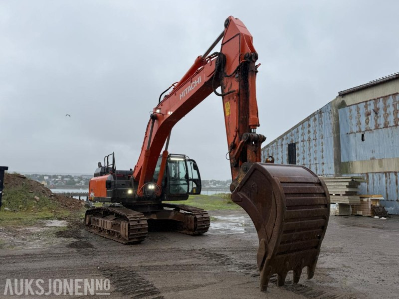 2016 Hitachi ZX350 - GPS - Pusseskuffe - Ripper - Tannskuffe - Gravemaskin: bilde 2 2016 Hitachi ZX350 - GPS - Pusseskuffe - Ripper - Tannskuffe - Gravemaskin: bilde 2