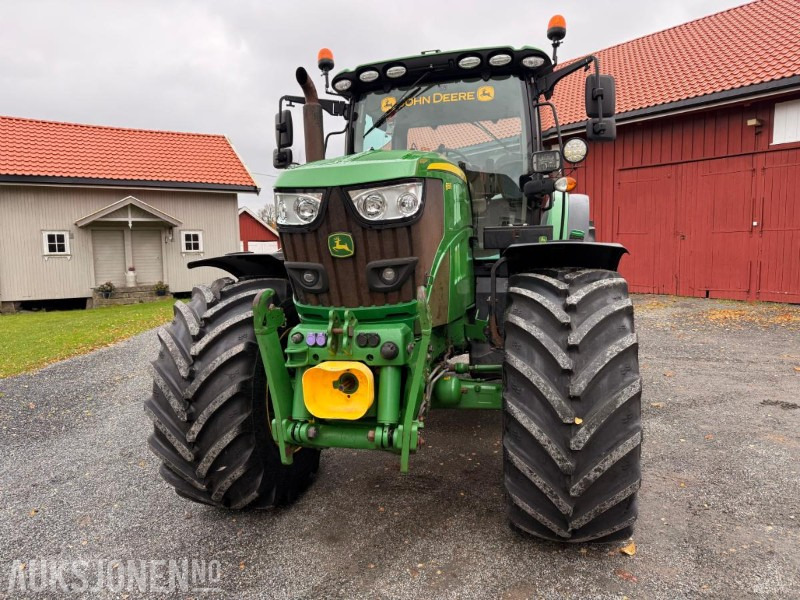 2016 John Deere 6155R– 6745 t – Storservice + nye deler - Traktor: bilde 2 2016 John Deere 6155R– 6745 t – Storservice + nye deler - Traktor: bilde 2