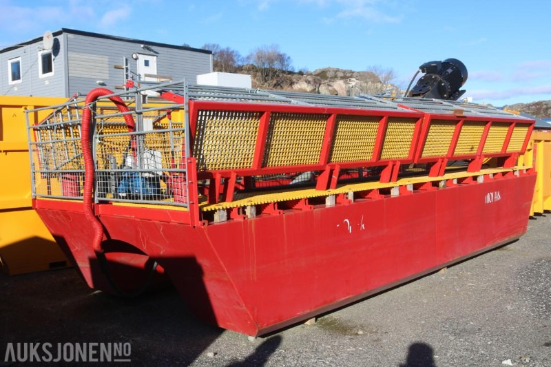 2017 Moi AS flåte med mudder pumpe i god stand. Hoyer el. motor 55 kW. - Anleggsmaskiner: bilde 1 2017 Moi AS flåte med mudder pumpe i god stand. Hoyer el. motor 55 kW. - Anleggsmaskiner: bilde 1