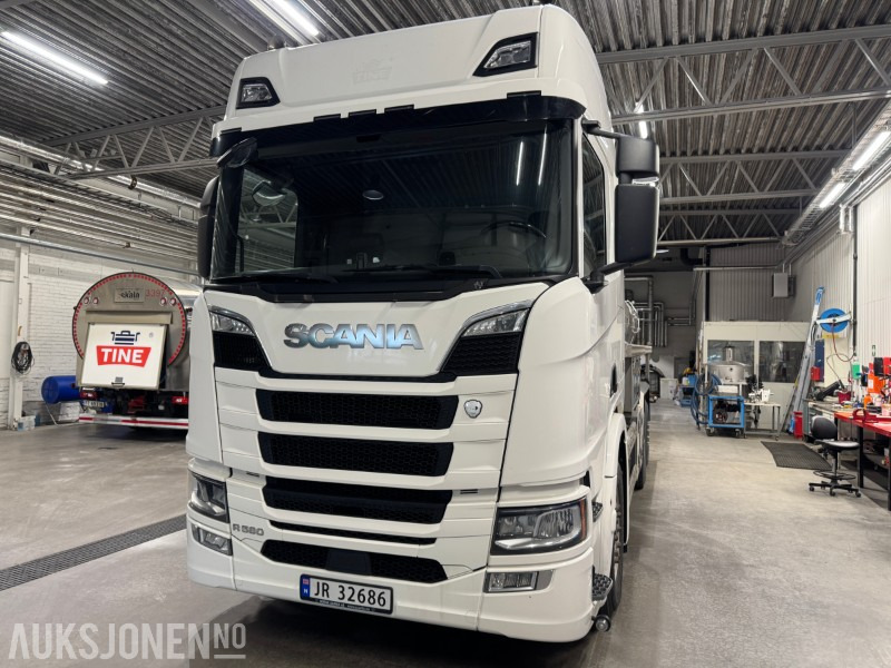 2017 Scania R580 TANKBIL, EURO 6, 14000 LITER TANK - Tankbil: bilde 2 2017 Scania R580 TANKBIL, EURO 6, 14000 LITER TANK - Tankbil: bilde 2