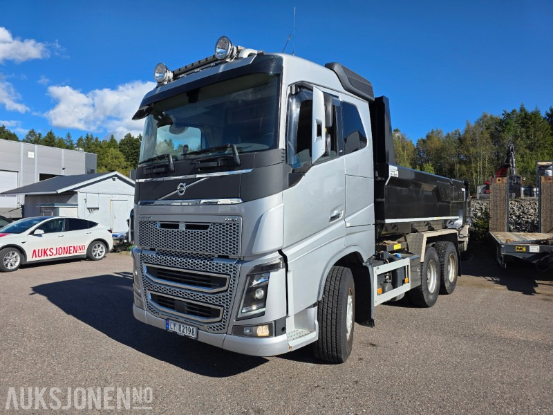 2017 Volvo FH16 tippbil med tipphenger + Maur bilpåbygg trippelkjerre - EURO6 - Nylig EU godkjent - Tippbil: bilde 1 2017 Volvo FH16 tippbil med tipphenger + Maur bilpåbygg trippelkjerre - EURO6 - Nylig EU godkjent - Tippbil: bilde 1
