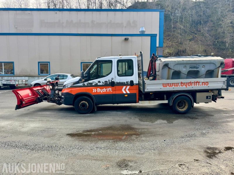 2018 Iveco Daily Kranbil m/Tipp - S/V Dekk - Saltstrøer - Brøyteskjær - Webasto - S/V Dekk - Eu-godkjent til 08/25 - Km: 106672 - Kranbil: bilde 3 2018 Iveco Daily Kranbil m/Tipp - S/V Dekk - Saltstrøer - Brøyteskjær - Webasto - S/V Dekk - Eu-godkjent til 08/25 - Km: 106672 - Kranbil: bilde 3