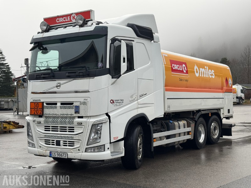 2018 Volvo FH500 - Tankbil - HMK Bilcon tankpåbygg, 18 m³, 4 kammer - Helluft - Tankbil: bilde 1 2018 Volvo FH500 - Tankbil - HMK Bilcon tankpåbygg, 18 m³, 4 kammer - Helluft - Tankbil: bilde 1