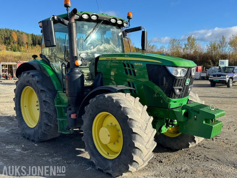 2019 John Deere 6145R 4X4, 192 HK PREMIUM EDITION LEVERES MED NYE DEKK OG - Traktor: bilde 4 2019 John Deere 6145R 4X4, 192 HK PREMIUM EDITION LEVERES MED NYE DEKK OG - Traktor: bilde 4