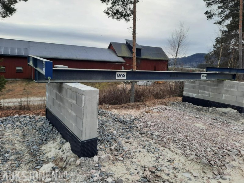 2020 LØFTEÅK TIL BRAKKER / HUSMODULER - Kran: bilde 1 2020 LØFTEÅK TIL BRAKKER / HUSMODULER - Kran: bilde 1