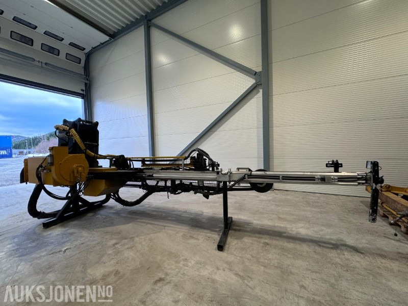 2020 Stone Power SD32 Boretårn for gravemaskin - Svært lite brukt - Montabert HC50 hammer - Med fjernstyring - Borustyr: bilde 5 2020 Stone Power SD32 Boretårn for gravemaskin - Svært lite brukt - Montabert HC50 hammer - Med fjernstyring - Borustyr: bilde 5