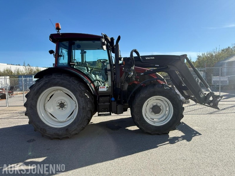 2020 Valtra A134 Traktor m/frontlaster- 917 timer. - Traktor: bilde 2 2020 Valtra A134 Traktor m/frontlaster- 917 timer. - Traktor: bilde 2