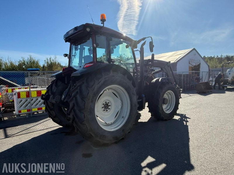 2020 Valtra A134 Traktor m/frontlaster- 917 timer. - Traktor: bilde 4 2020 Valtra A134 Traktor m/frontlaster- 917 timer. - Traktor: bilde 4