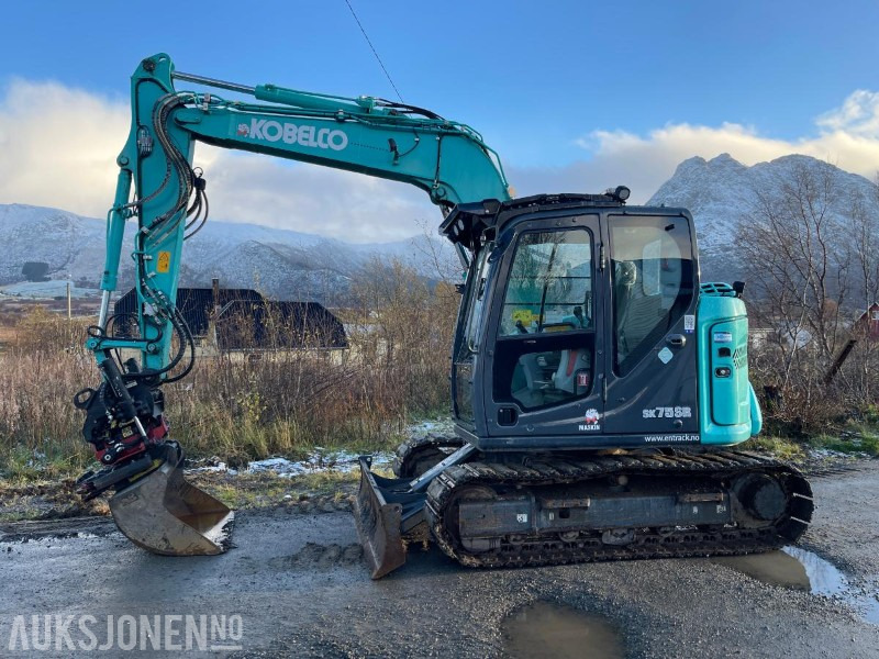 2021 Kobelco SK75SR-7 Gravemaskin med skjær, tiltrotator med gripekassett, nylig sertifisert, kun 2400 timer - Gravemaskin: bilde 2 2021 Kobelco SK75SR-7 Gravemaskin med skjær, tiltrotator med gripekassett, nylig sertifisert, kun 2400 timer - Gravemaskin: bilde 2