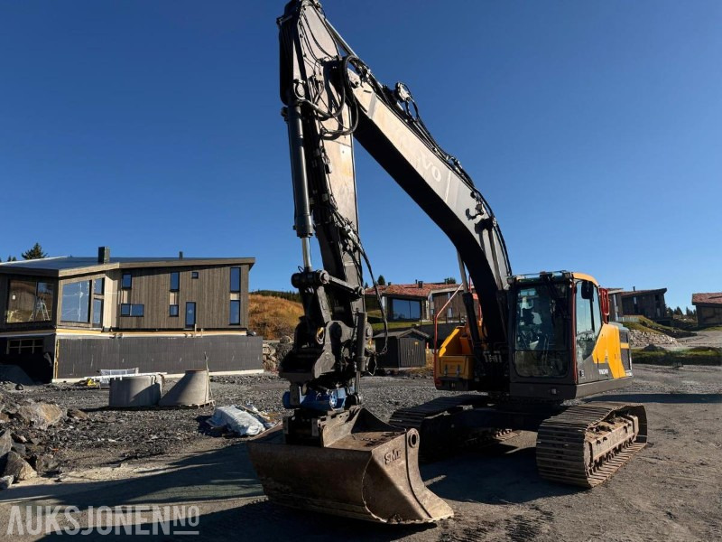 2022 Volvo EC220EL BELTEGRAVER ROTOTILT SERVICEHISTORIKK - Gravemaskin: bilde 3 2022 Volvo EC220EL BELTEGRAVER ROTOTILT SERVICEHISTORIKK - Gravemaskin: bilde 3