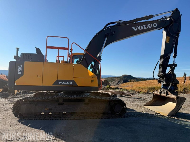 2022 Volvo EC220ELL - SMP TILTROTATOR-GPS-SERVICEHISTORIKK - 3013T - Gravemaskin: bilde 3 2022 Volvo EC220ELL - SMP TILTROTATOR-GPS-SERVICEHISTORIKK - 3013T - Gravemaskin: bilde 3
