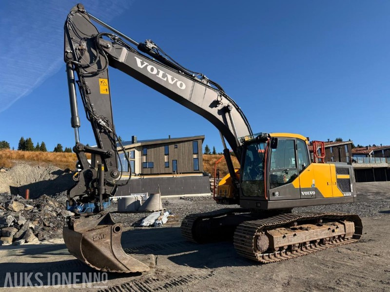 2022 Volvo EC220ELL - SMP TILTROTATOR-GPS-SERVICEHISTORIKK - 3013T - Gravemaskin: bilde 1 2022 Volvo EC220ELL - SMP TILTROTATOR-GPS-SERVICEHISTORIKK - 3013T - Gravemaskin: bilde 1