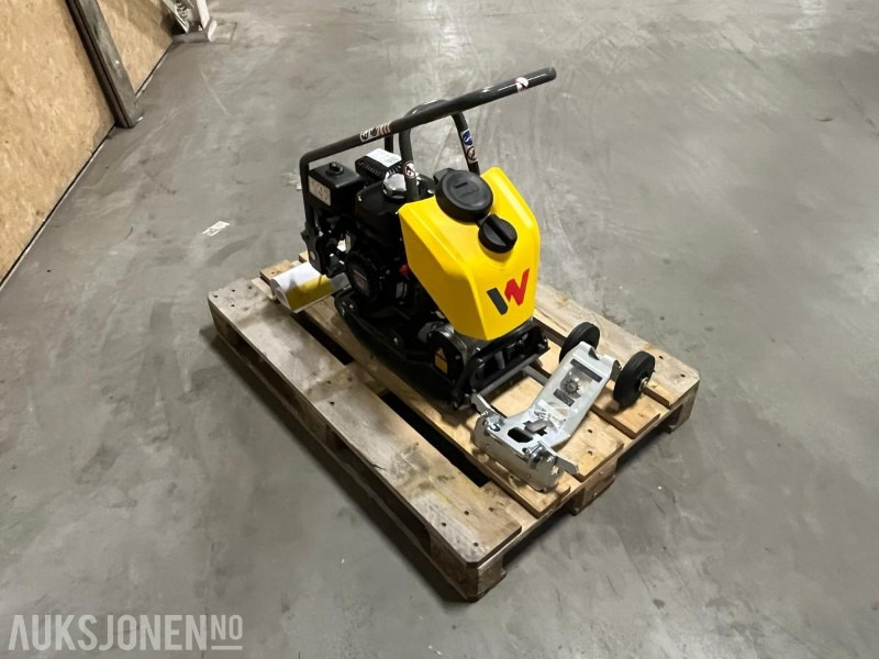 2022 Wacker vibroplate BPS1030Aw 56kg - ikke brukt! - Vals: bilde 2 2022 Wacker vibroplate BPS1030Aw 56kg - ikke brukt! - Vals: bilde 2