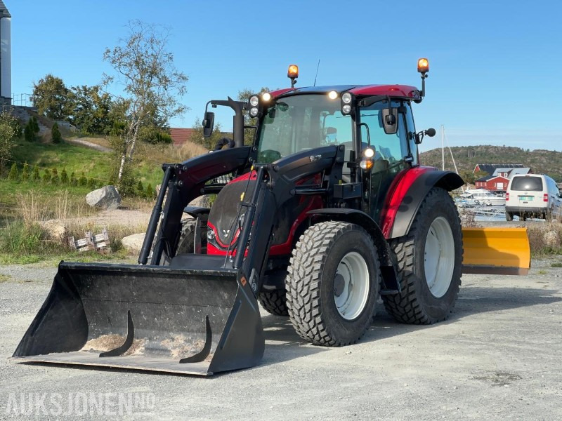 2023 Valtra A95 - Mye utstyr, lite brukt - Traktor: bilde 1 2023 Valtra A95 - Mye utstyr, lite brukt - Traktor: bilde 1