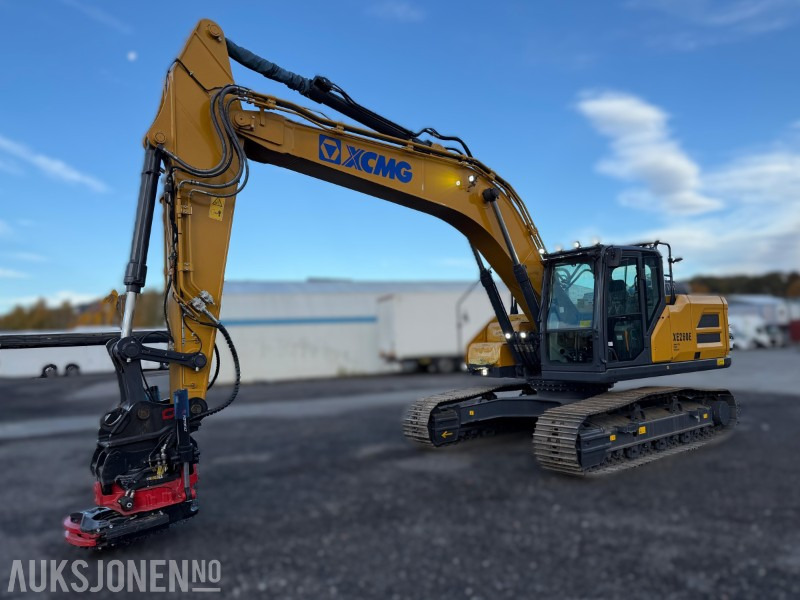 2023 XCMG XE260E gravemaskin, HK-feste, R8 rototilt med klype, LED-lyspakke, kamera - Gravemaskin: bilde 1 2023 XCMG XE260E gravemaskin, HK-feste, R8 rototilt med klype, LED-lyspakke, kamera - Gravemaskin: bilde 1