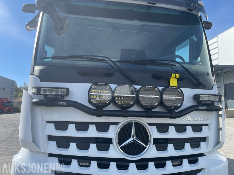 2024 Mercedes-Benz Arocs 1842 4x4 Kombibil m/brøyteopplegg – Kun 13 000 km - Som NY! - Tippbil: bilde 4 2024 Mercedes-Benz Arocs 1842 4x4 Kombibil m/brøyteopplegg – Kun 13 000 km - Som NY! - Tippbil: bilde 4