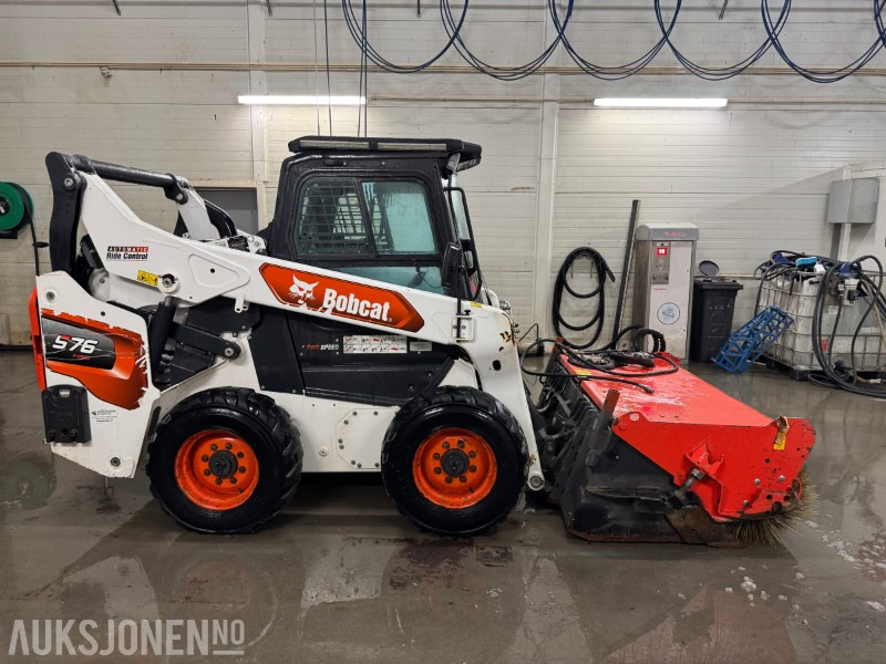 Bobcat S76 R-Series 4-tonns kompaktlaster m/feiekost - Kompaktlaster: bilde 4 Bobcat S76 R-Series 4-tonns kompaktlaster m/feiekost - Kompaktlaster: bilde 4